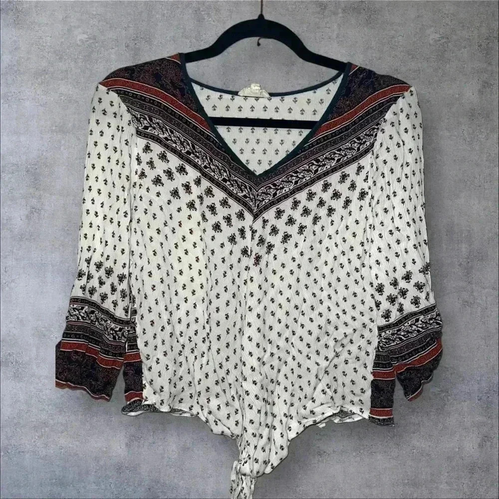 Kaii crop top‎ size XL